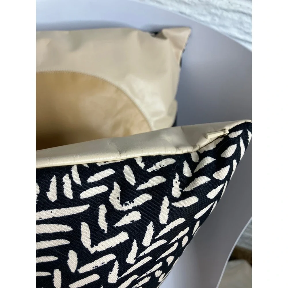 Sseko Throw Pillows Unisex 18x18 Tan Black Excellent Leather Colorblock 2pc Set